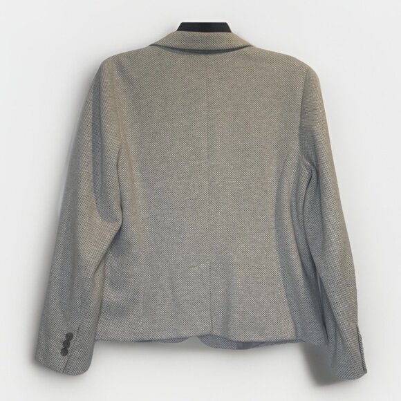 Talbots Women’s Gray Aberdeen 2 Button Single Vent Blazer Jacket Pockets Sz 12 - Picture 5 of 10